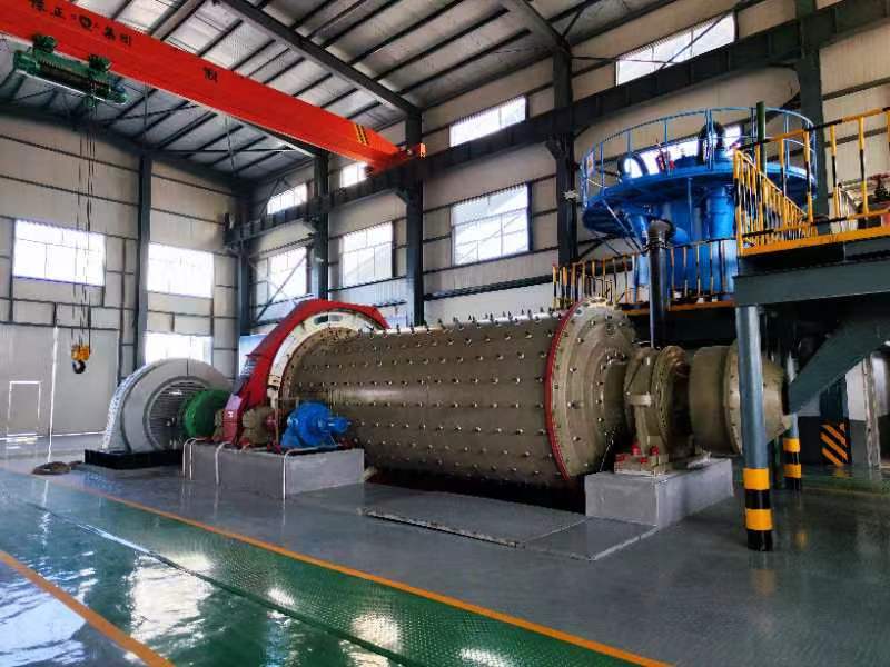 Qingdao Qingzhong Machinery ETC General Contracting Project Zhaoyuan Xindongzhuang 2,000-tonelada araw-araw na planta ng pagpoproseso ng ginto